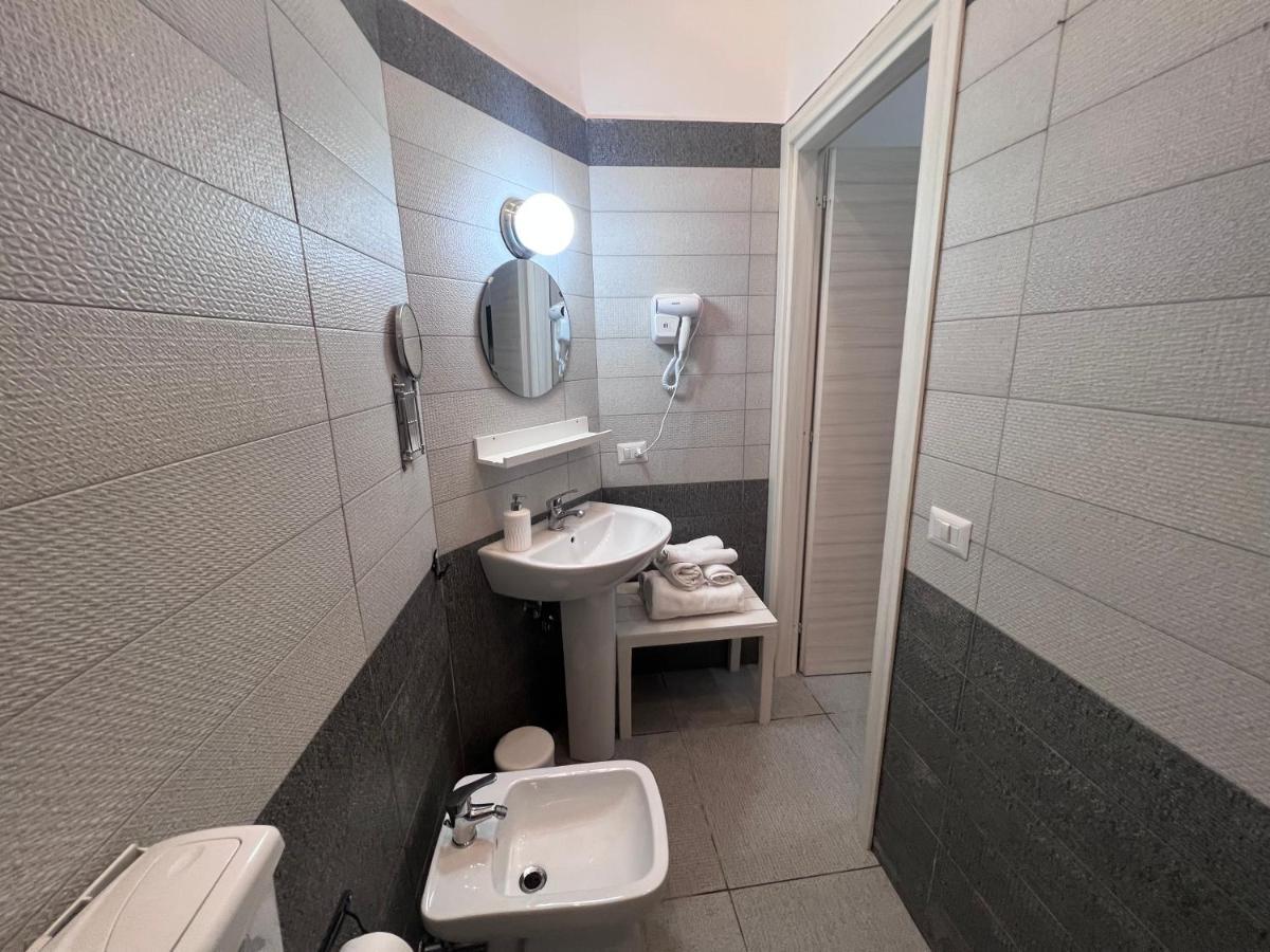 Apartment In The Center Naples Extérieur photo